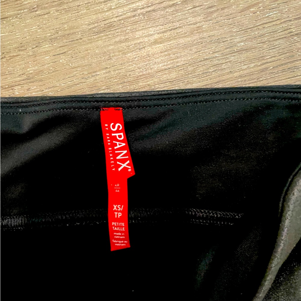 Xs Black leather spanx leggings